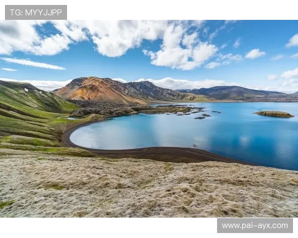 C罗场外新动态：生活中的低调大佬，家庭与事业齐头并进