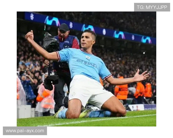 Rodri精彩远射破门,助力球队领先!